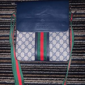 GUCCI Shoulder bag